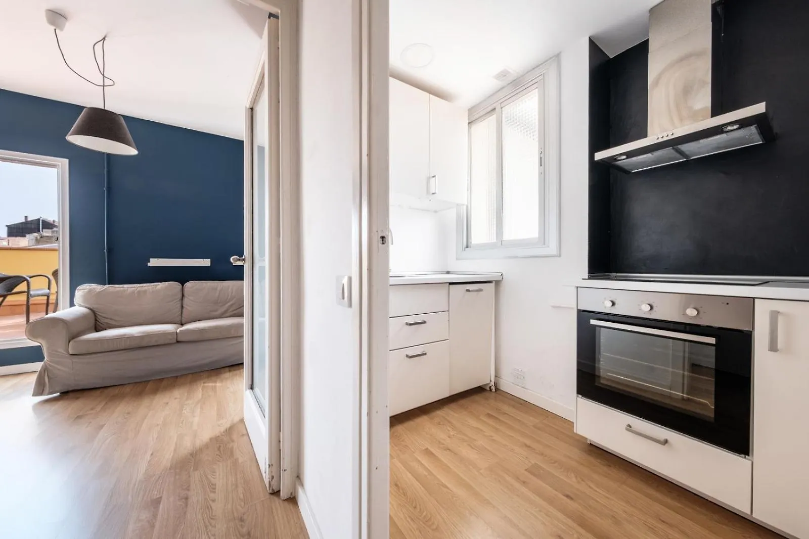 Ainb Barcelona Sants Apartments