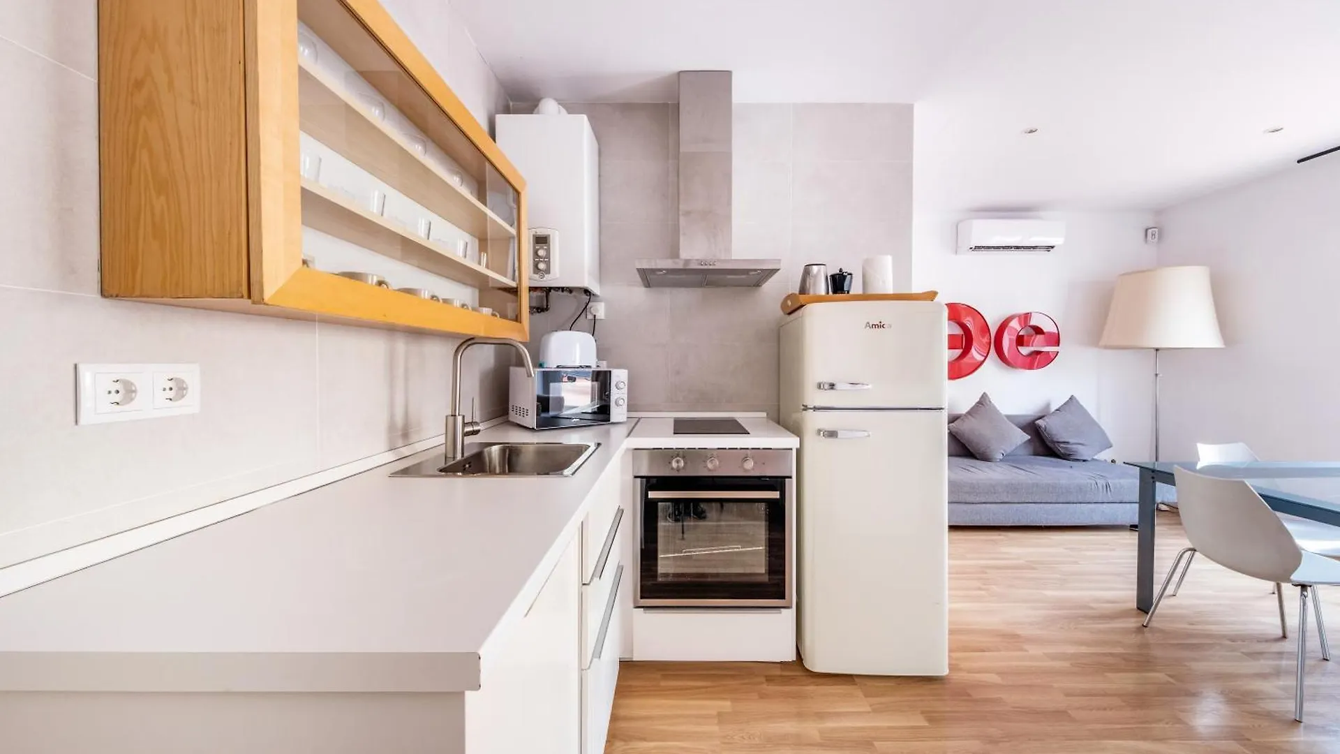 Ainb Barcelona Sants Apartments 0*,  Espanha