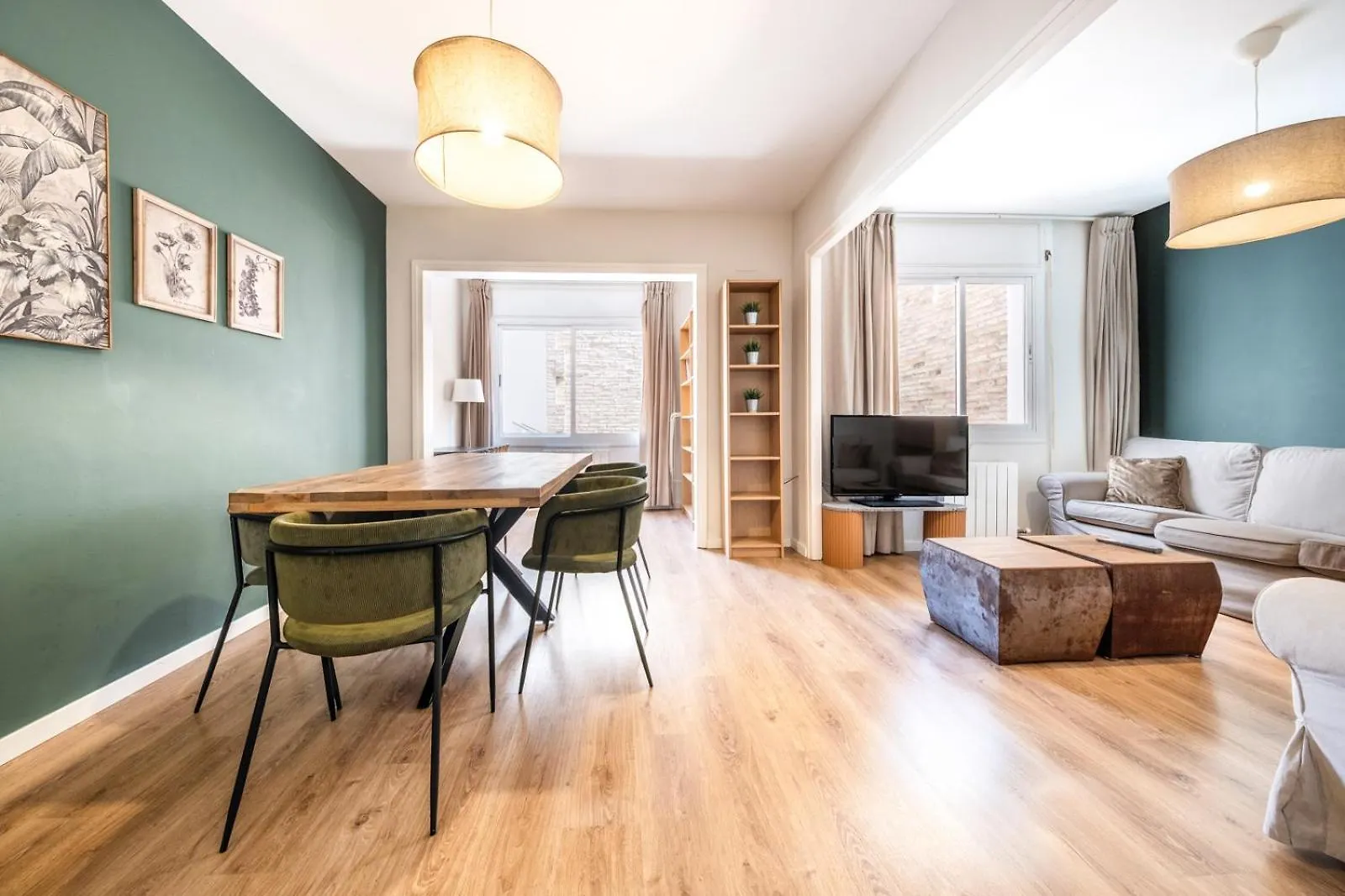 Ainb Barcelona Sants Apartments Spain