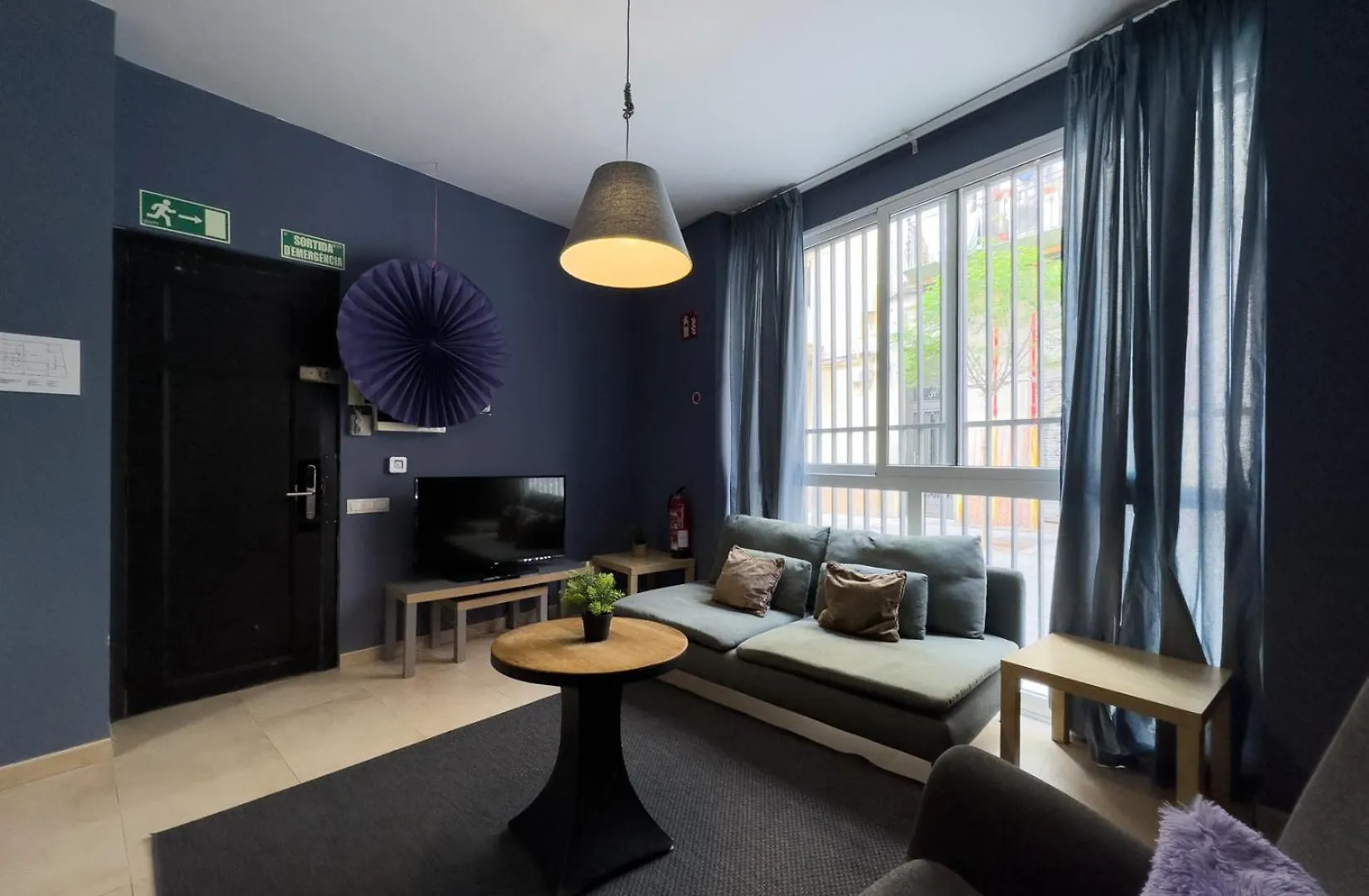 Ainb Barcelona Sants Apartments España