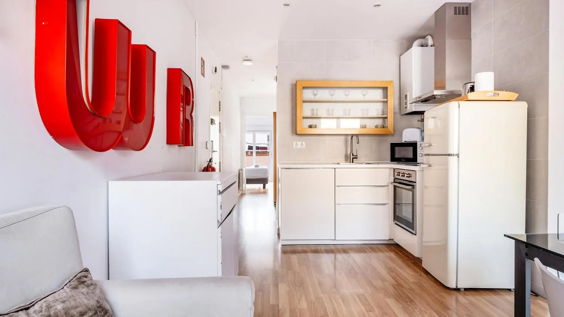 Ainb Barcelona Sants Apartments